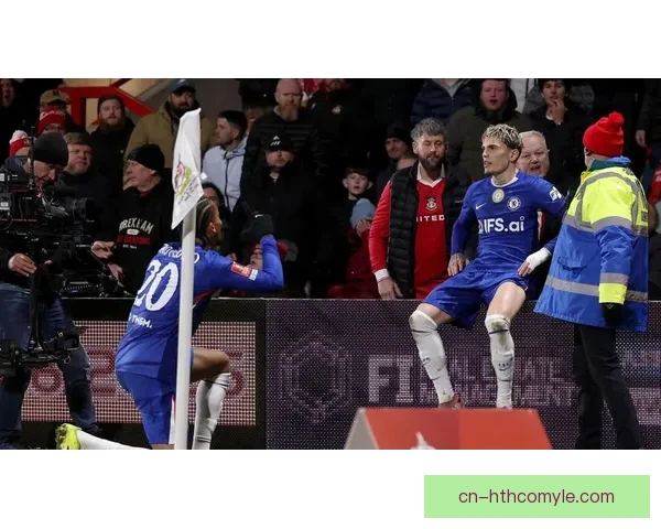 十人切尔西憾遭绝平闪击难救主